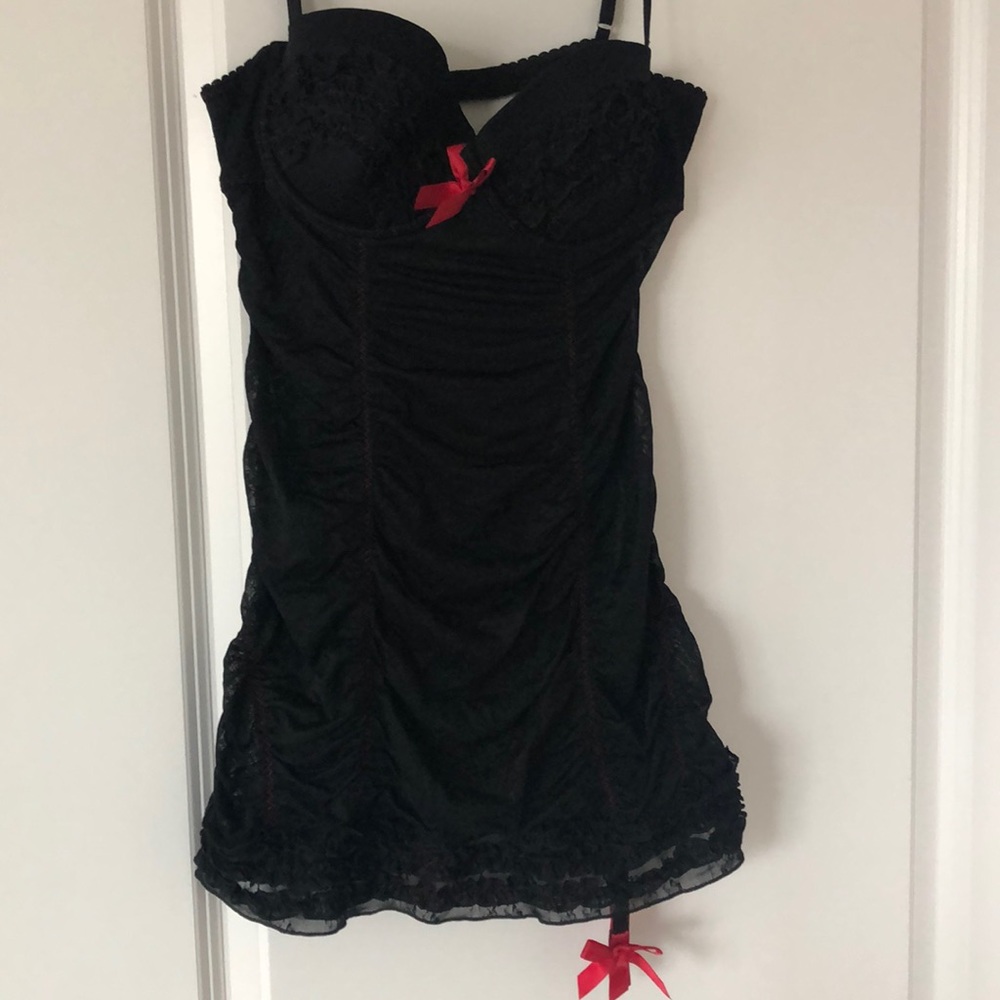 Victoria Secret black and red lingerie 36C